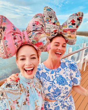 Emma Watkins Instagram - So fortunate to work alongside so many amazing women, thank you for bringing so much creativity and joy to each and every day 🫶🏽 But taking this moment to recognise the growth from my baby sister to this amazing woman - Hayley, you’re amazing and thank you for so many laughs and putting up with me spilling food on every outfit 💕☺️🐙🪇 #sisters #IWD #internationalwomensday