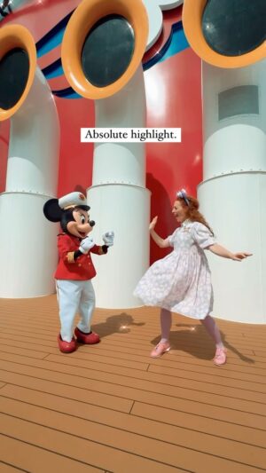 Emma Watkins Instagram - Minnie & Memma ❤️❤️ #disneycruiseline
 
 
 
 #minniemouse #dreamsdocometrue #hostedbydisney #thisismagic