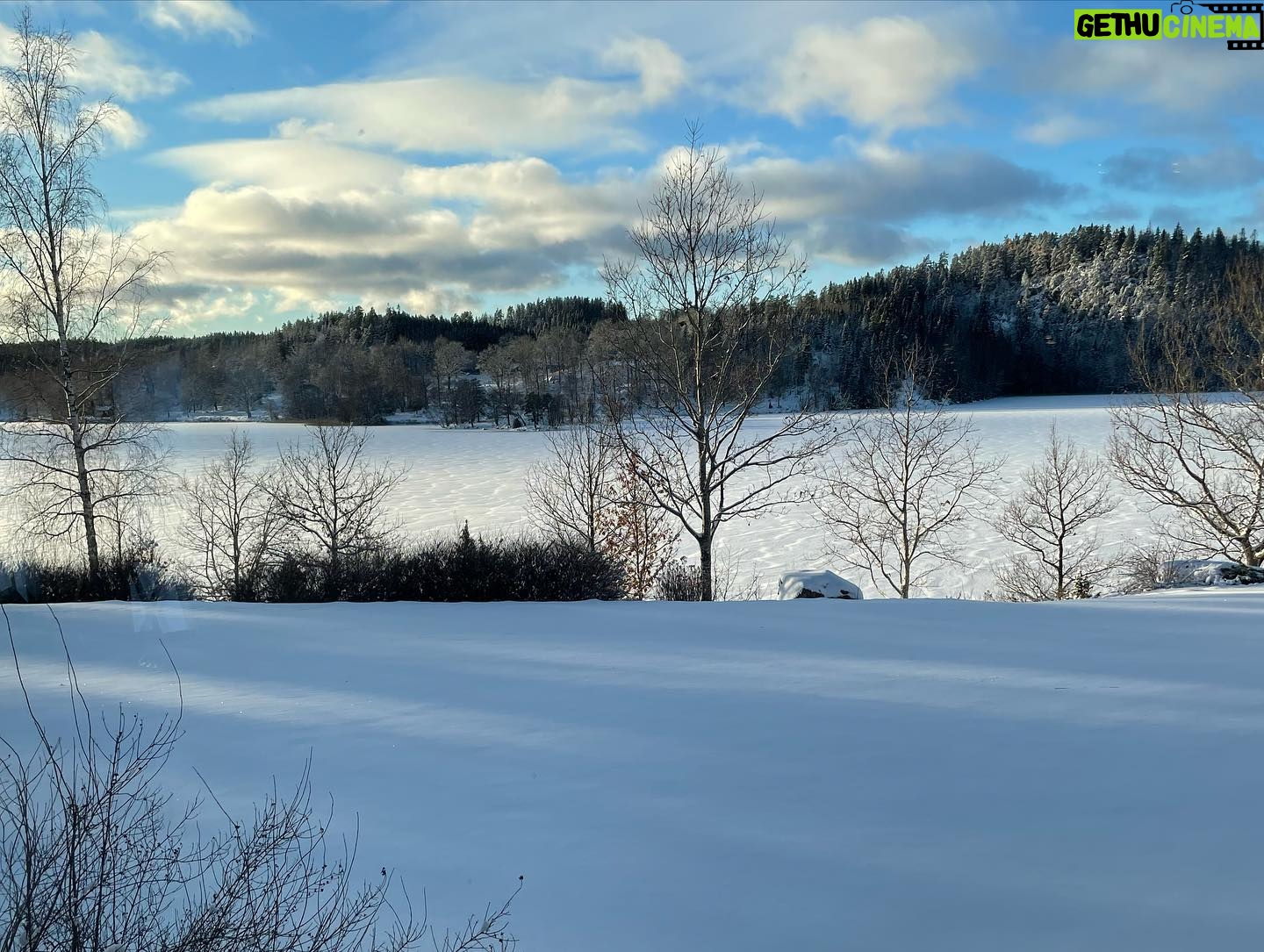 Emma Wiklund - 2.5K Likes - Wishing you all a wonderful Christmas!