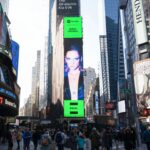 Emma Drobná Instagram - A Christmas Miracle 🗽 New Your Times Square x Emma Drobná First Time in New York and this is how I do it 😛 Thank you @spotify @spotifyczechrepublic for having me as a CZ&SK ambassador of the EQUAL playlist for the month of December. UNREAL ❤️🙏 much love from Slovakia Photo credit: @jakubgulyas Make up: @katarinakmecova