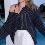 Emma Drobná Instagram – Niekedy treba dať na pocit. Tento pár dňový výlet za športom, skvelými ľuďmi a k moru mi dodal životnú energiu ❤️‍🔥

Darčekový cestovný set od @eucerin_sk s hydratačným denným aj nočným krémom   ultra ľahký a ochranný opalovací krém s spf 50  môžete mať pri nákupe Eucerin produktov nad 32,9 € alebo 850 kč vo vybraných kamenných aj online lekárňach ktoré nájdete vypísané na webe. Leto je už skoro tu a na ochranný faktor naozaj NEZABÚDAJTE✨
Akcia na Slovensku prebieha až do konca júna a v Čr do konca mája či do vypredania zásob
