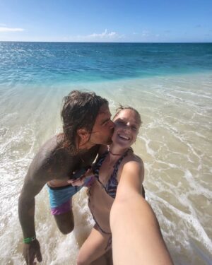 Emma Drobná Instagram - Sunset Beach photo dump🌴🌈🤍