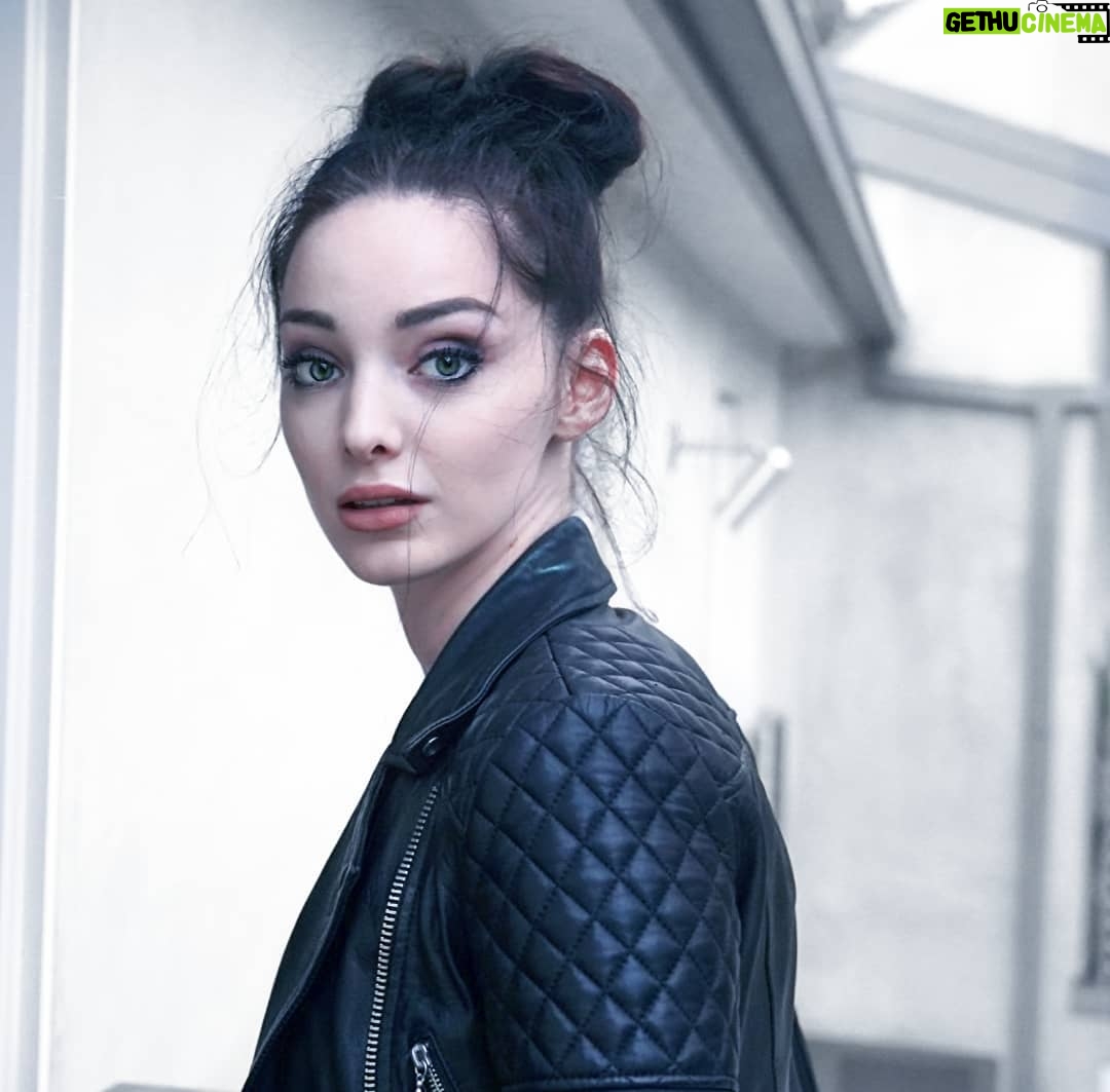 Emma Dumont - 26.4K Likes - 📷: @frankiedonjae
