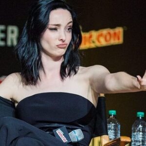 Emma Dumont Instagram - POLARIS FACE! Is everyone ready for episode 6 tonight? 💚💚💚💚💋 #thegifted #mutantsunite