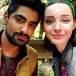 Emma Dumont Instagram - I met one of my closest friends @vardaanarora on the set of the new Wrong Turn film. They just released the trailer and the premiere date and I could not be more excited. Y'all better get ready to pee yourselves. This reboot is no joke. 💀🔥😈🔥💀