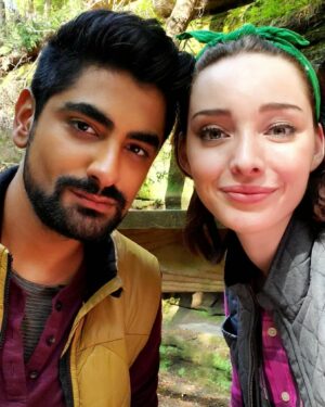 Emma Dumont Instagram - I met one of my closest friends @vardaanarora on the set of the new Wrong Turn film. They just released the trailer and the premiere date and I could not be more excited. Y'all better get ready to pee yourselves. This reboot is no joke. 💀🔥😈🔥💀