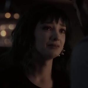 Emma Dumont Instagram - Sad Lorna 💚 watch tonight!