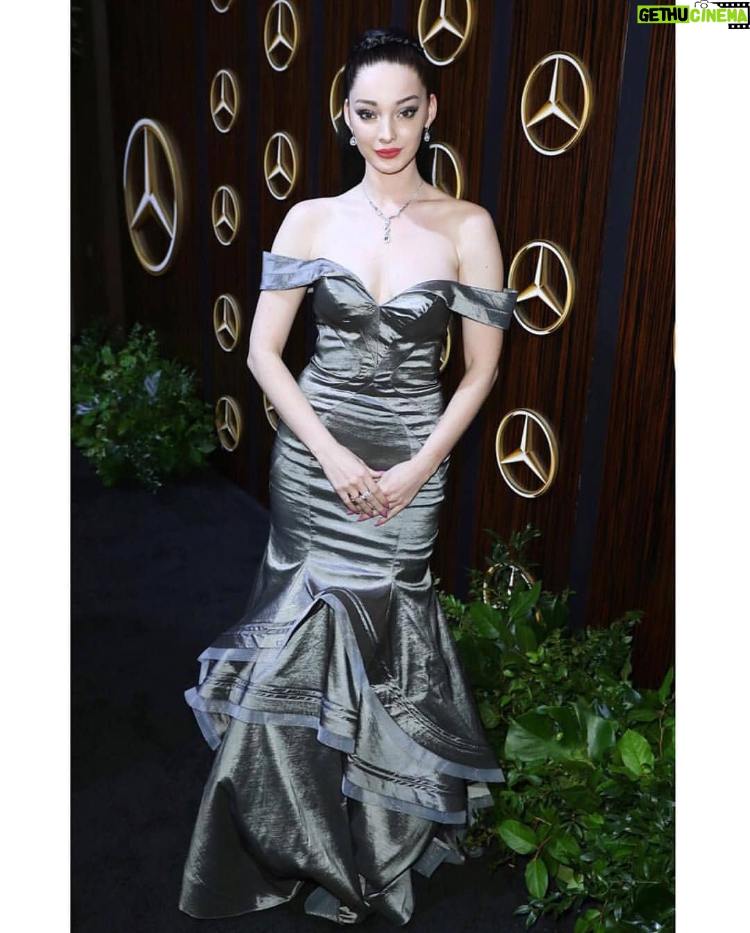 Emma Dumont - 21K Likes - Thank you @mercedesbenz for a fabulous Oscars celebration! 🖤🖤🖤