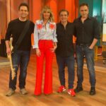 Emma García Instagram - ¡¡¡Muchas gracias por vuestro cariño este fin de semana!!! ❤️❤️❤️ Look : ◽️Joyas @argiajewels ◽️Camisa @essentielantwerp ▫️Pantalón @kwaidaneditions Estilista @pepa.carmona Sastra @modabelenmadrid Peluquería @alba.arance Maquillaje @carmenmaquillaje #BuenaSemana #FelizLunes #SeguimosEnLaRed @unicorntves @telecincoes @mediasetcom