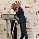 Emma García Instagram - Querid@s compañer@s de @ppprimeraplana ,qué feliz me hicisteis ayer al entregarme el Premio de Comunicación Hugo Ferrer. Me hace especial ilusión viniendo de vosotr@s que amáis esta profesión tanto como yo. ¡¡¡Muchísimas gracias por vuestro cariño y muchas felicidades al resto de los premiados!!!❤️ @ppprimeraplana #PremioComunicaciónHugoFerrer #FelizTarde