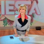Emma García Instagram – Empieza mi finde… buenísima semana a tod@s🌟🌟🌟

Look : 
▫️Joyas @argiajewels 
▫️Pantalón @theiqcollection , Chaqueta customizada por @modabelenmadrid 

Estilista @pepa.carmona 
Sastra @modabelenmadrid 
Peluquería @angelrgueez 
Maquillaje @arquimedesllorens_maquillador 

#FelizLunes #ComenzamosSemana  #SeguimosEnLaRed  @unicorntves @telecincoes @mediasetcom