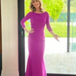 Emma García Instagram - Vamos a la gala @premioseuropaoficial … muy contenta de recoger el premio de la mano de @killatedesqui y la Asociación Multicultural de personas con discapacidad Neurológica. ❤️
