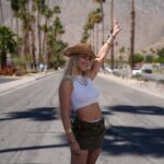 Emma Keitmann Instagram - This California vibe 🌴🌵 Photographer: @lilybarriere 📸
