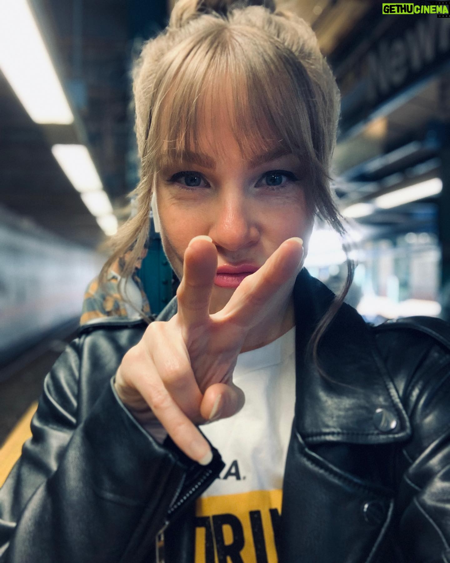 Emma Myles - 3 Likes - One day longer one day stronger. Let’s go. @sagaftra #sagaftrastrong #unionstrong