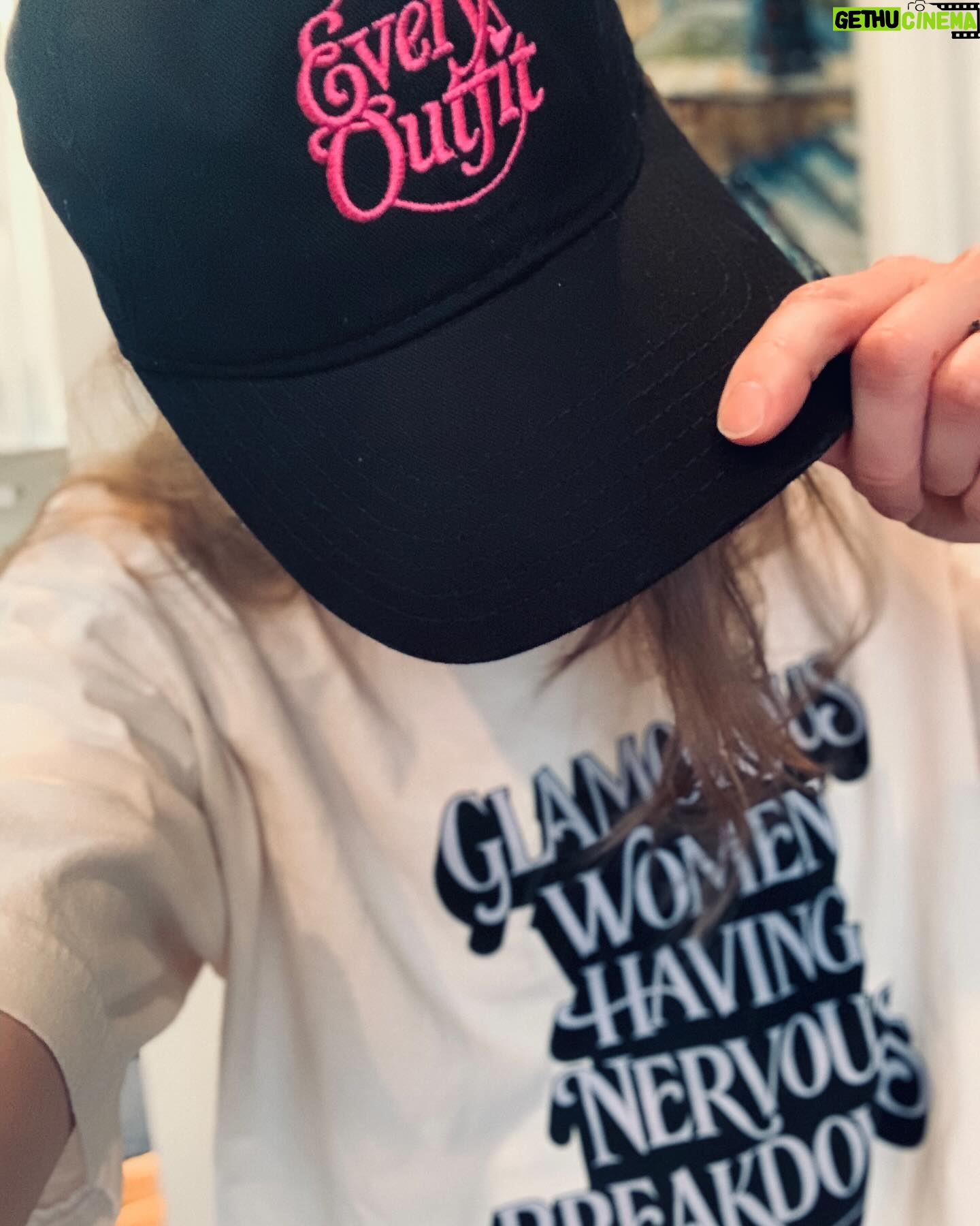 Emma Myles Instagram - Last week I celebrated 3 years of recovery. On my actual anniversary I went to the Cherry Blossoms like I always do. I made myself something awesome and decadent for dinner and ate in solitary gratitude that I chose this journey instead of the mountain of self loathing I was on for way too long. I got to witness cinematic art with some beautiful friends. I busted out the shirt that was responsible for some other friends getting a cease and desist from New York magazine and then I wore it to their show and cried because I was so proud. There was cake. I bought merch. And the joy I felt for all of it can be summed up with childish perfection of the last slide. 3 years. Wow. Thank you. ๐ธ๐ธ๐ธ๐ธ๐ธ