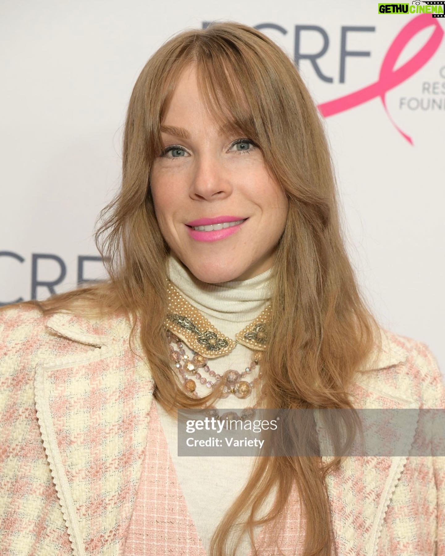 Emma Myles - 3 Likes - When the world is pulling apart from every seam it’s a welcomed bright light to see that there are people out there dedicating themselves wholeheartedly to saving people’s lives. Thank you @bcrfcure for everything you do to solidify a more hopeful future. I’m honored to be in your presence. Scroll for accidental curtain bangs, potential for a girl group, and the best styling I’ve ever given myself.
📸 @gettyimages