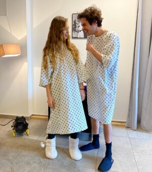 Emma Smet Instagram - The Shining sur DNA 😈😈 
🎥avec mon partenaire de jeu mais surtout de rires @charles_crehange