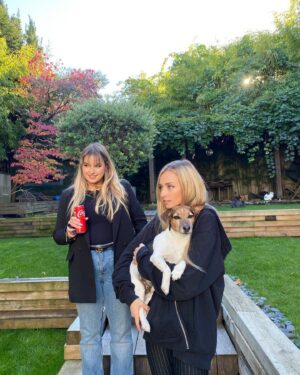 Emma Smet Instagram - 🐶🐰