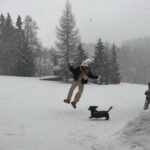 Emma Smet Instagram - 🤍 (Une descente en luge vreuuuument)