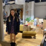 Emma Smet Instagram – DNA: Partie 3
(Trop de photos enfaite 😅j’ai versé ma petite larme🥹)

Merci 🙏🏼 je suis arrivée en Mai 2019 à Sète avec ma famille de fiction que je considère, aujourd’hui, comme ma deuxième famille ♡ j’ai fait des rencontres incroyables, des amis pour la vie, j’ai ri (meme beaucoup), j’ai pleuré (même beaucoup) avec ma complice de pleurs @juliedebazac.officiel 😂), j’ai eu des doutes, j’ai été heureuse, j’ai été fatiguée, j’étais une pro à mettre des chansons dans la tête (sorry @louvia_bachelier😏), j’ai fait mon petit pas de danse à chaque fois avant de tourner, j’ai énormément appris, j’ai grandi, alors merci pour cette aventure, pour les émotions, les rigolades que je n’oublierais jamais je vous aime tous ♥️ merci à toute la team DNA mais aussi aux téléspectateurs qui m’ont aimée, détestée😂 vous avez vu mon personnage grandir et évoluer, 
Sofia Daunier tu vas me manquer, maintenant il est temps pour toi d’aller faire des salades en Espagne 🥗

♥ ♥ ♥ ♥ ♥ ♥ ♥ ♥ ♥ ♥ ♥ ♥