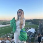 Emma Smet Instagram – Lucky 🍀 

@longchamp 
#longchampattheraces
#collaborationcommerciale