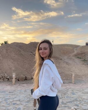 Emma Smet Instagram - 🌵🐪
