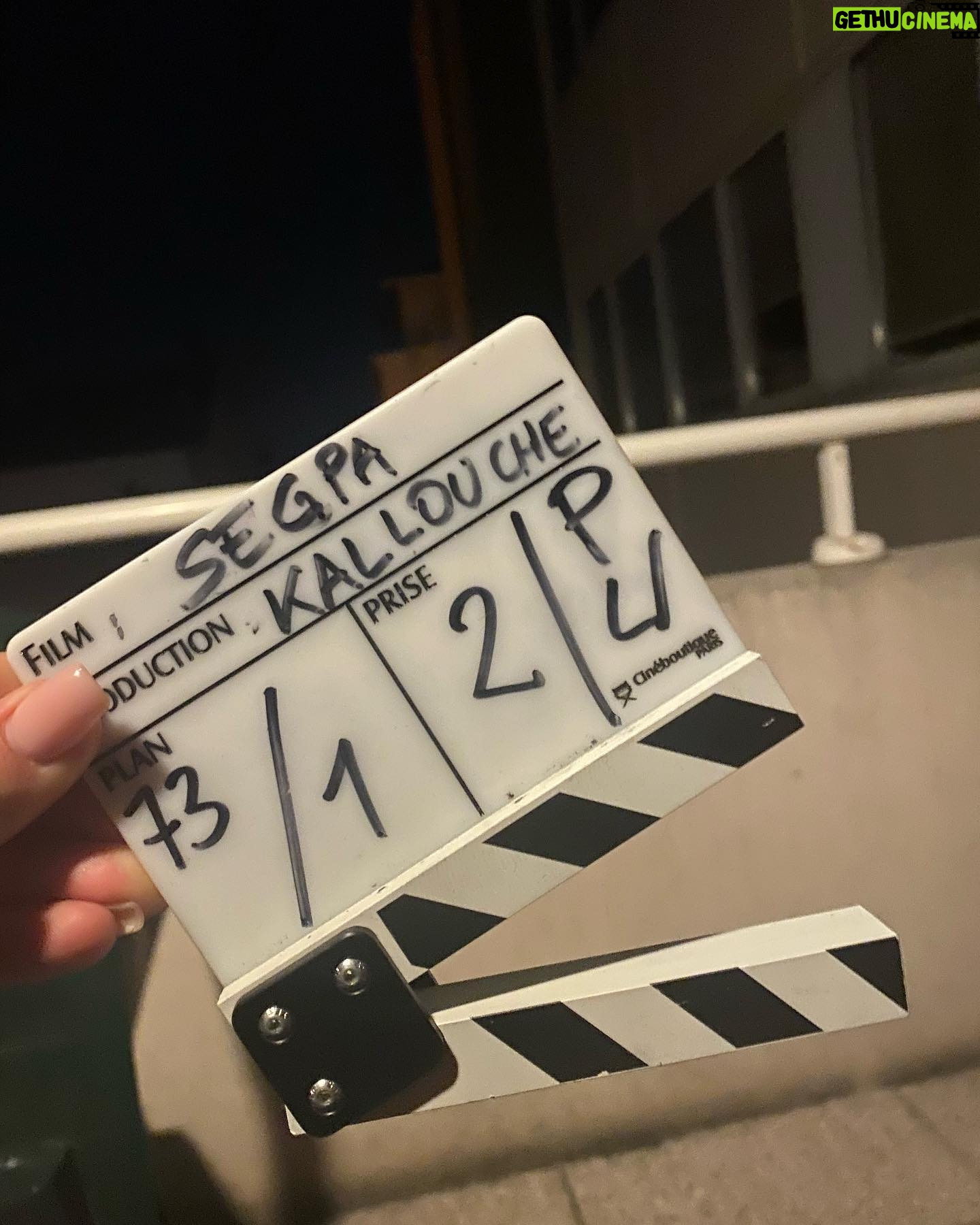 Emma Smet Instagram - 𝔏𝔢𝔰 𝔖𝔢𝔤𝔭𝔞, 🎬 Folle aventure avec une équipe incroyable, merci à tous pour ces moments que j’oublierais jamais, je me suis tellement amusée en interprétant le rôle de Claire, des fous rires jusqu’aux larmes pour le dernier jour de tournage, restera gravé pour toujours. ♥️ merci encore, un gros bisous à l’équipe technique, catering, maquillage, coiffure, réals @hakimbougheraba @aliboogistyle et à mes partenaires de jeux @ichem_bougheraba @charly_nyobe @kaderbueno @arrilesamrani @inesbklf @_anthonypinheiro_ @walid_ben_amar @lahcene_potter @alicia_tadrist Ps: toujours au cinéma 😉