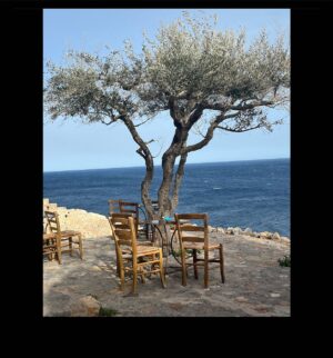 Emmanuelle Béart Instagram - #greece🇬🇷 day off #ff22  magical … #inlove❤️