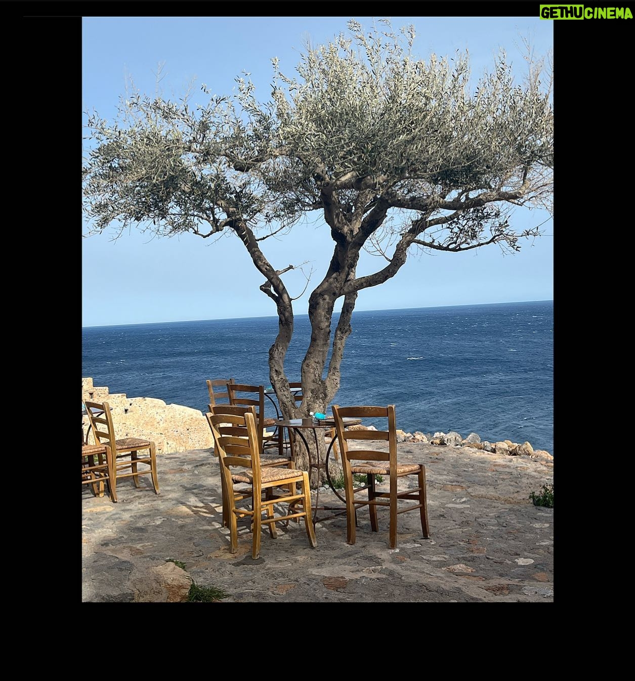Emmanuelle Béart - 3.1K Likes - #greece🇬🇷 day off #ff22 magical … #inlove❤️