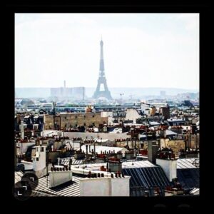 Emmanuelle Béart Instagram - #roomwithaview🌅  #happyeaster #eiffeltower