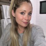 Emme Rylan Instagram - Sweats and dirty hair but make it cute. 😘