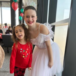 Emme Rylan Instagram - Dakota’s first time seeing The Nutcracker! ❤️ It was so beautiful!