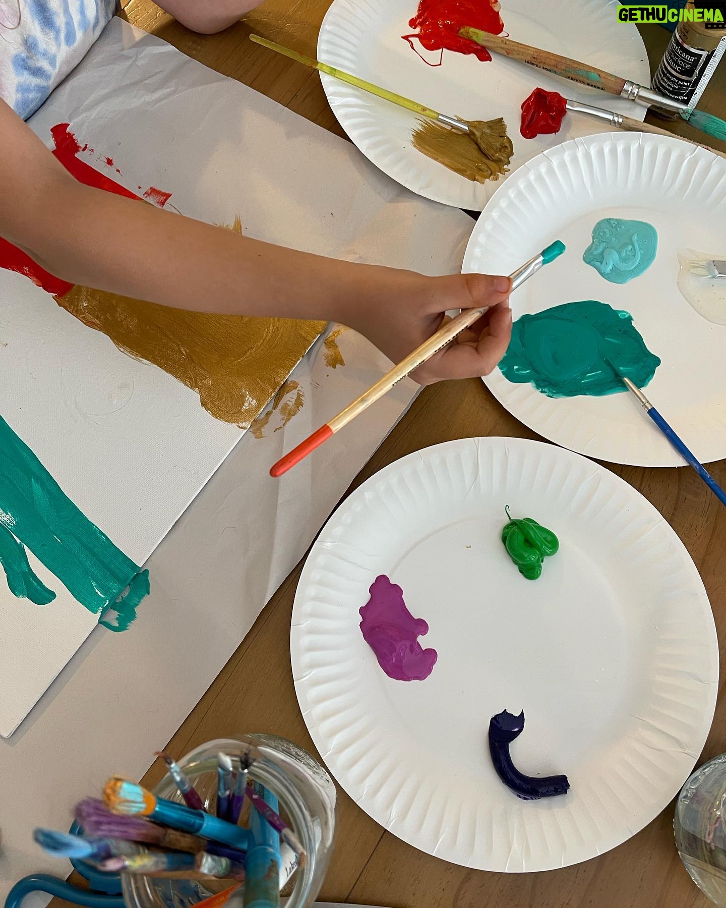 Emme Rylan Instagram - #artoftheday #artwithkids #ipaintwithyarn