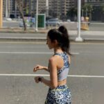 Emmie Reis Instagram – 過年回家例行公事，
就是跟菁英選手妹妹跑上個幾圈
@frogygirlz 

只是我幫她拍絕世美照，
但她不知道在拍什麼…
有黑臉、半張臉跟沒有臉的？

今日課表：
微間歇 75 min 完食。

*p.s. 奧運加油❤️‍🔥
I will always be there for ya!