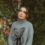Emmy Perry Instagram - 🧸🖤sweater weather🖤🧸 . . . . . . . . . . #christmas #teddyfresh #holiday #holidayseason #fall #teddybear #sweaterweather #fashion #sweater #fashionblogger #ootd #explorepage #explore #vintage #couquette