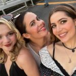 Emmy Perry Instagram - Happy Birthday to my first and forever best friend! Thank you for teaching me to love and choose kindness in every part of life. Thank you for encouraging me to be myself even when others judge. And, thank you for ingraining in me the beauty and importance of every life, big or as small as even the tiniest house spider. You are the epitome of compassion and care and I’m so very grateful to be one of the things you have created here on earth. Love you @elainekimiye 🩷
