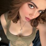 Emmy Perry Instagram - tangerine and thyme🍊🌿 . . . . . . . . . . . . . . . . #explore #explorepage #ootd #fashion #coquette #whimsygoth #lanadelrey #makeup #retro #pretty #boho #alternative #rock #almostfamous #witch