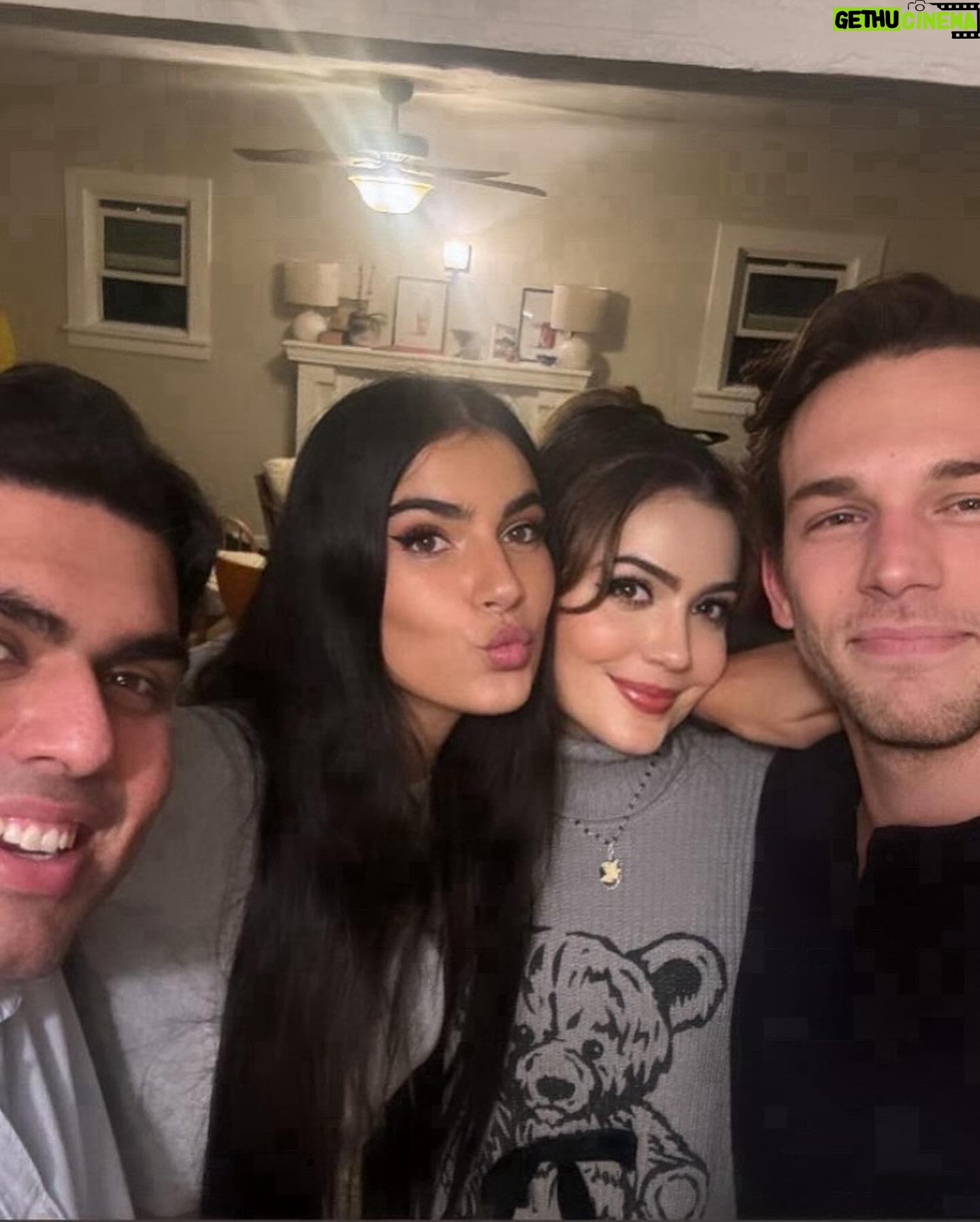 Emmy Perry Instagram - Some of my fave people on the planet!😩🖤 . . . . . . . . . #photodump #explore #explorepage #fashion