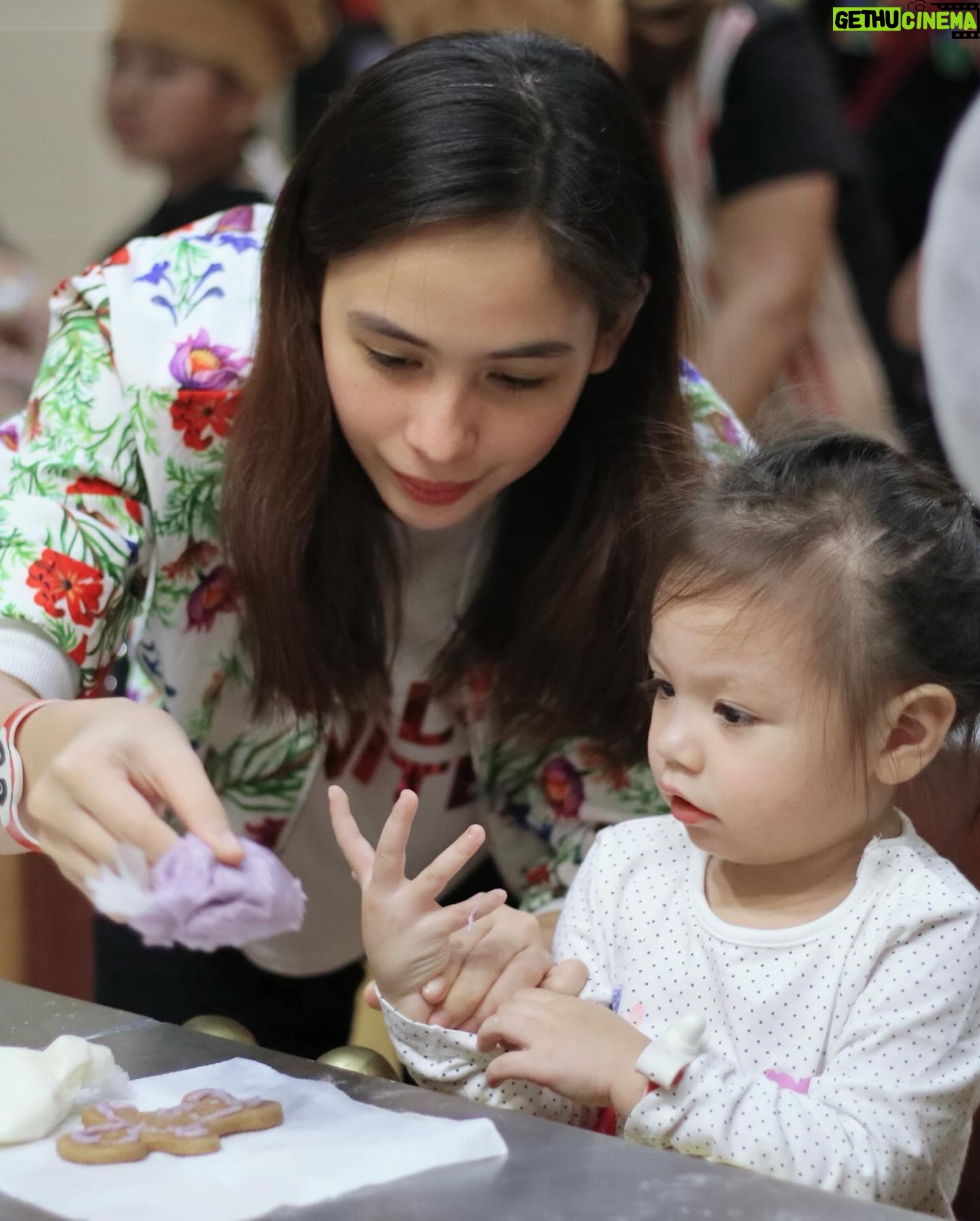 Empress Schuck Instagram - Oh being a mom.. It gave me super powers😊 I love you my one. To all the mothers, you are incredible. Happy Mother’s Day💕