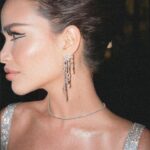 Endi Demneri Instagram – Dainty pieces, big elegance. 

#damiani100years #damiani #dolcegabbana #dgxkimkardashian #dolcegirl #duomodimilano🇮🇹