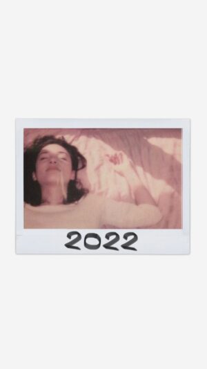 Enola Cosnier Instagram - Chère 2022, tu as tout changé…merci 🤍 #2022recap
