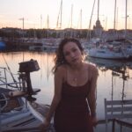 Enola Cosnier Instagram - La Rochelle, tu es belle🤍 #larochelle #francofolies2022 #poupie #janie #summer2022