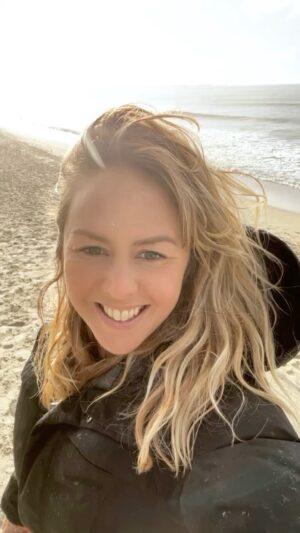 Enora Malagré Instagram - 🙏🏼la vie #bzh