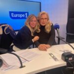 Enora Malagré Instagram – Aujourd’hui c’est la journée mondiale de la radio , le média que je préfère de loin … je n’ai pas pu glisser dans ce carrousel tous mes souvenirs car mine de rien ça fait un peu plus de 17 ans , et oui 17 ans que je travaille à la radio . Une vie en somme . J’ai commencé par faire des voix de pub … et aujourd’hui je fais des selfies avec sylvie Vartan 😂.
😂. Au milieu de tout cela , il y a eu des fous rires , de grandes émotions , beaucoup de travail et surtout une rencontre : cette dernière photo , celle de Fadia Dimerdji qui a changé ma vie . Un soir , elle a sauvée la jeune fille paumée que j’étais en lui proposant du boulot à radio nova … je crois qu’enfin , de là où elle est , elle n’a plus à rougir de moi . Il était temps .. merci tata Fadia et vive la radio !
