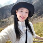 Eom Ji-yoon Instagram - 한라산은 정복했고 다음엔 너 차례야🫵🏻