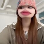 Eom Ji-yoon Instagram - 턱짧은가수