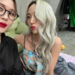 Eom Ji-yoon Instagram - @redlic_haeun95 님의 반쪽 메이크업을 담당해드렸습니다❣️ ❤️makeup @eomjiyoon96 ❤️hair @redlic_haeun95 ❤️style @redlic_haeun95 비지니스 문의 @eomjiyoon96