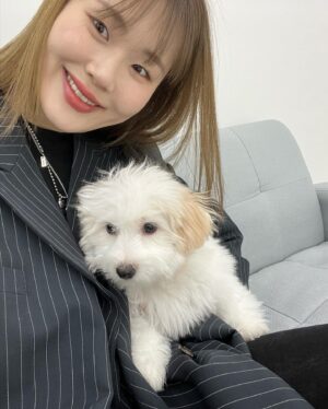 Eom Ji-yoon Instagram - 우당탕2023년 빠잉..ㅜ