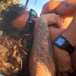 Eréndira Ibarra Instagram - Pilas recargadas. #aComerseElMundo . . . #FamilyTime #TamosJuntxs #FE #PXM4Life #FlowThroughUntilYouBreakthrough . . . Meme de @punk_y_cursi 🤍 . . . 🌊🤍🫂✨