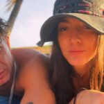 Eréndira Ibarra Instagram - Pilas recargadas. #aComerseElMundo . . . #FamilyTime #TamosJuntxs #FE #PXM4Life #FlowThroughUntilYouBreakthrough . . . Meme de @punk_y_cursi 🤍 . . . 🌊🤍🫂✨